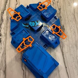Hot Wheels Multi-Launcher Play Hub Criss Cross Crash